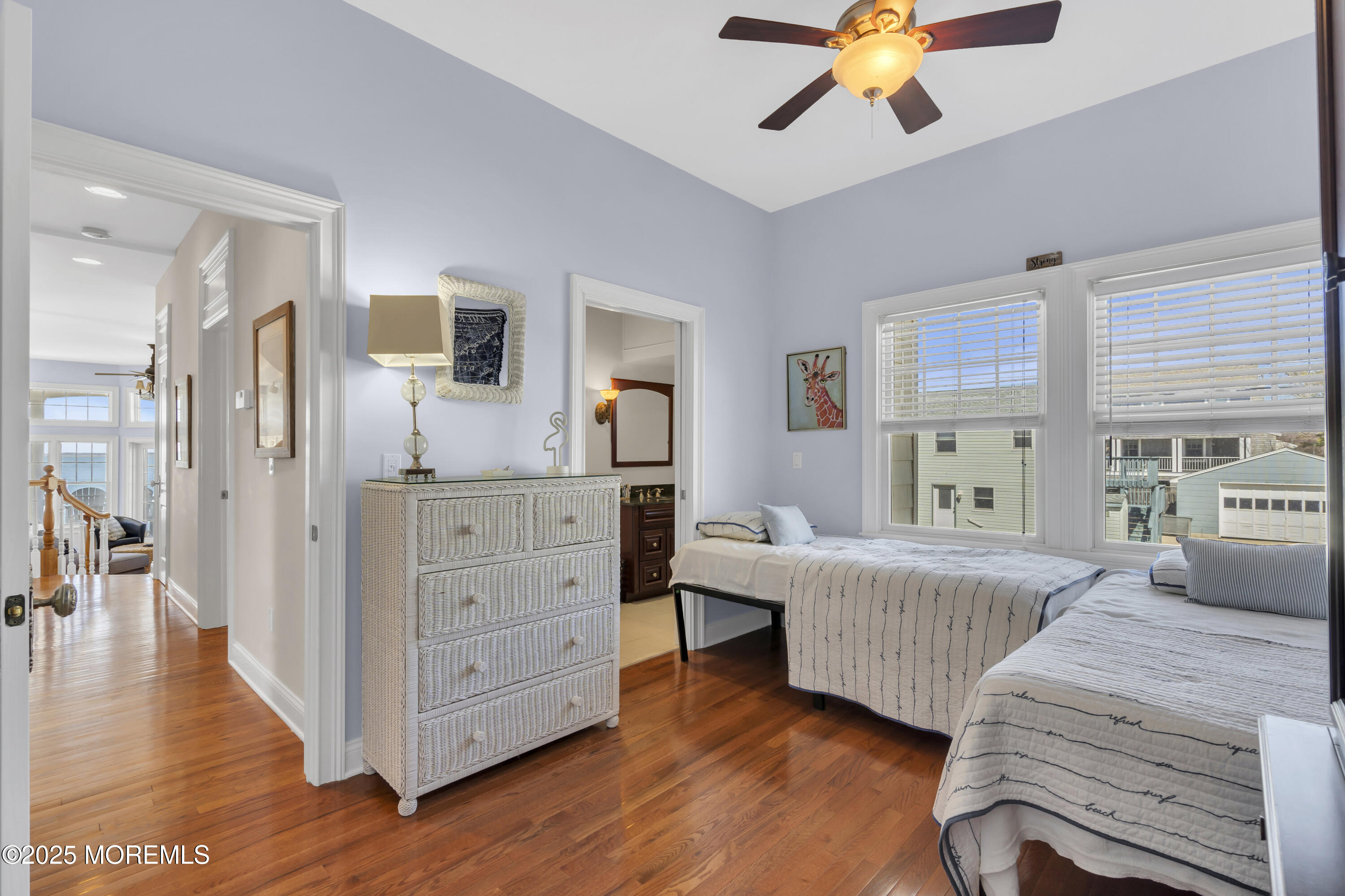 22 W 13th Street, A