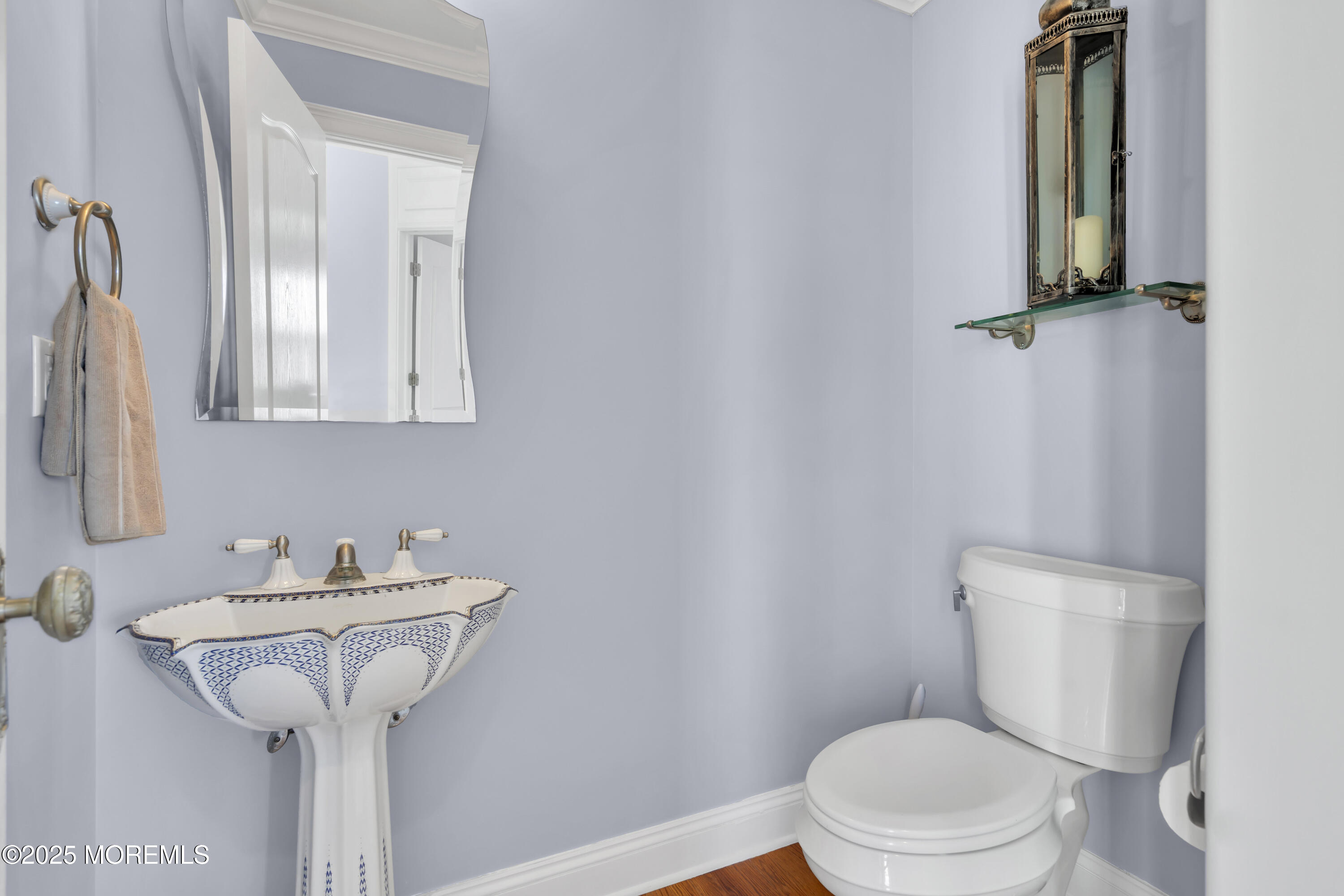 22 W 13th Street, A