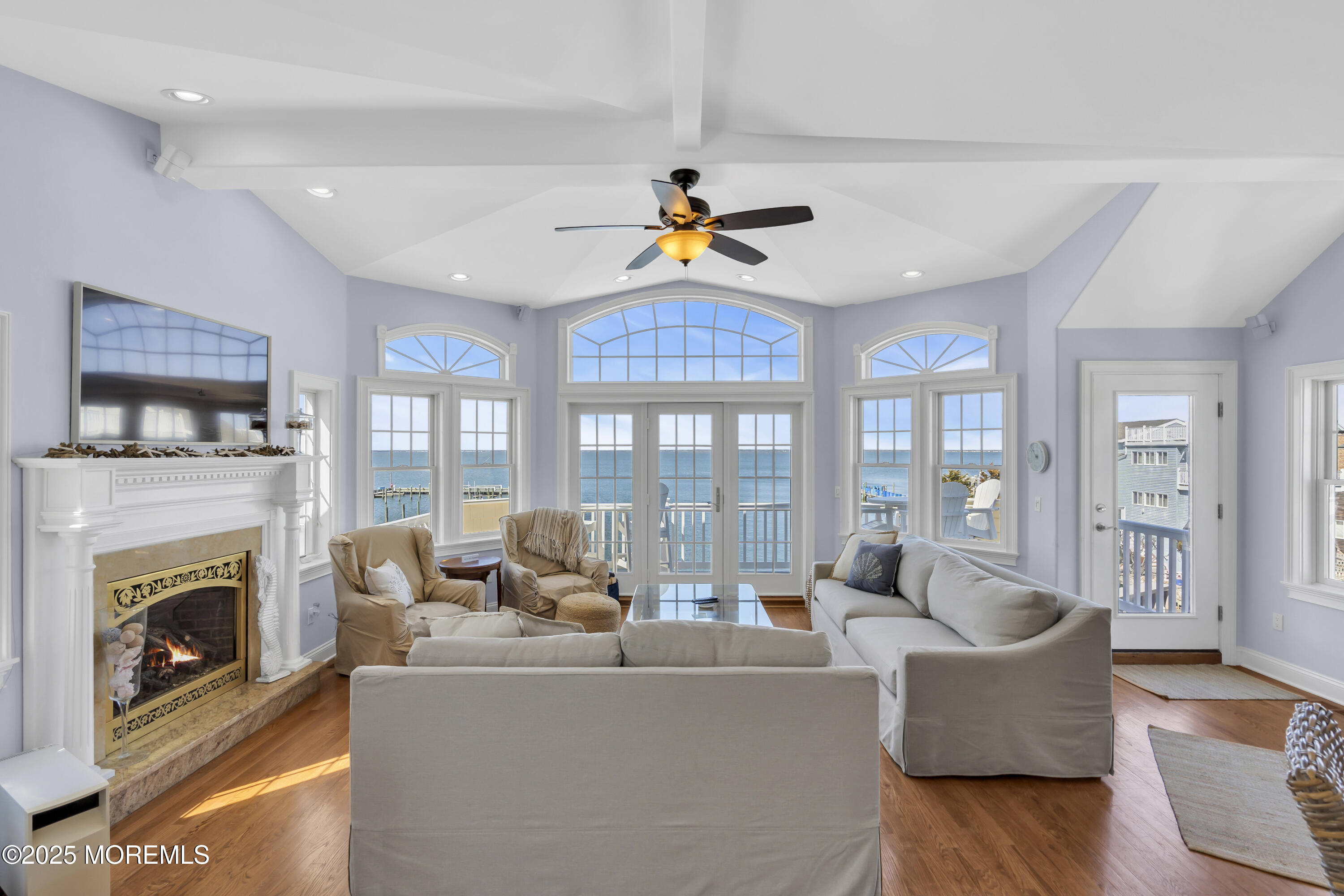 22 W 13th Street, A