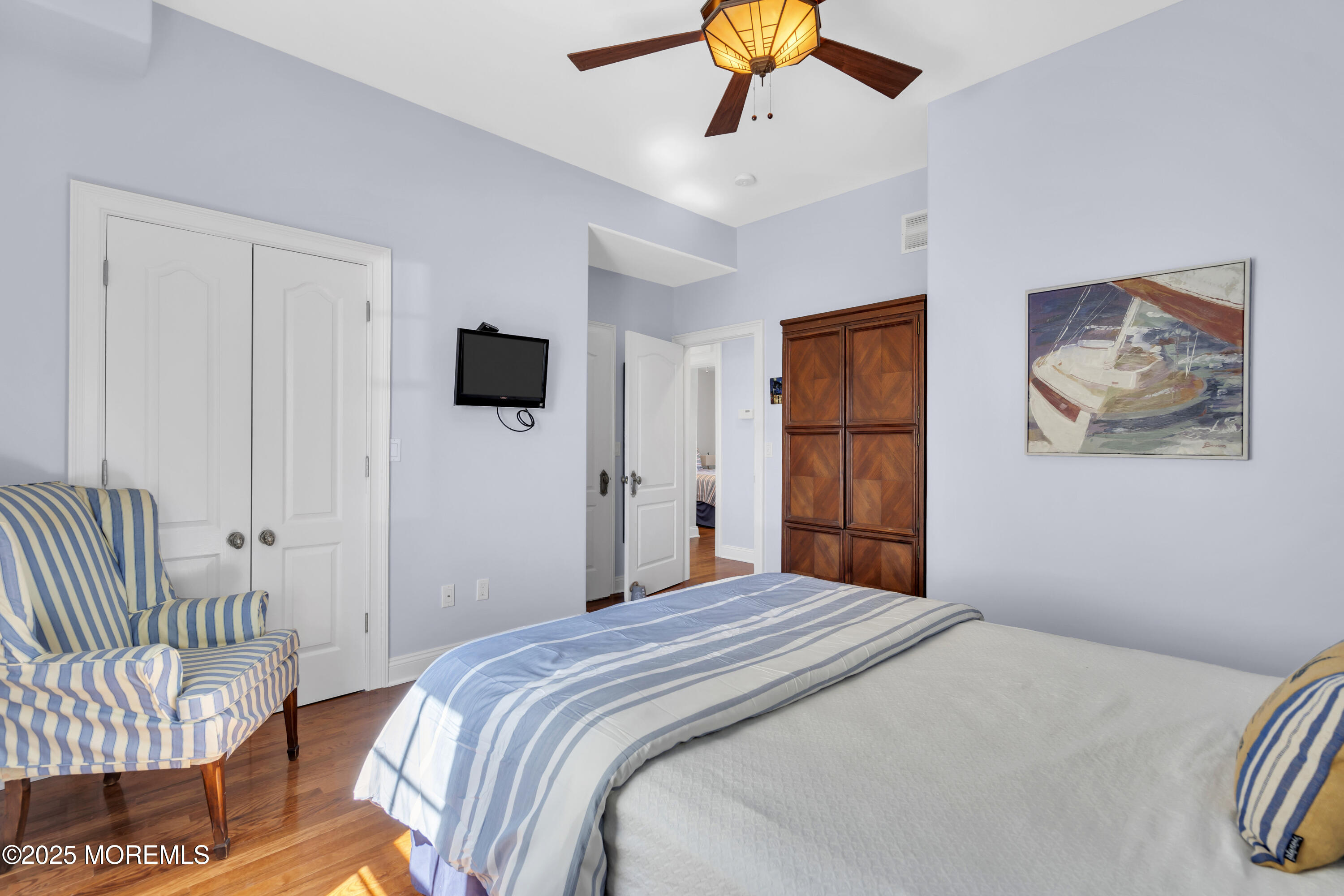 22 W 13th Street, A
