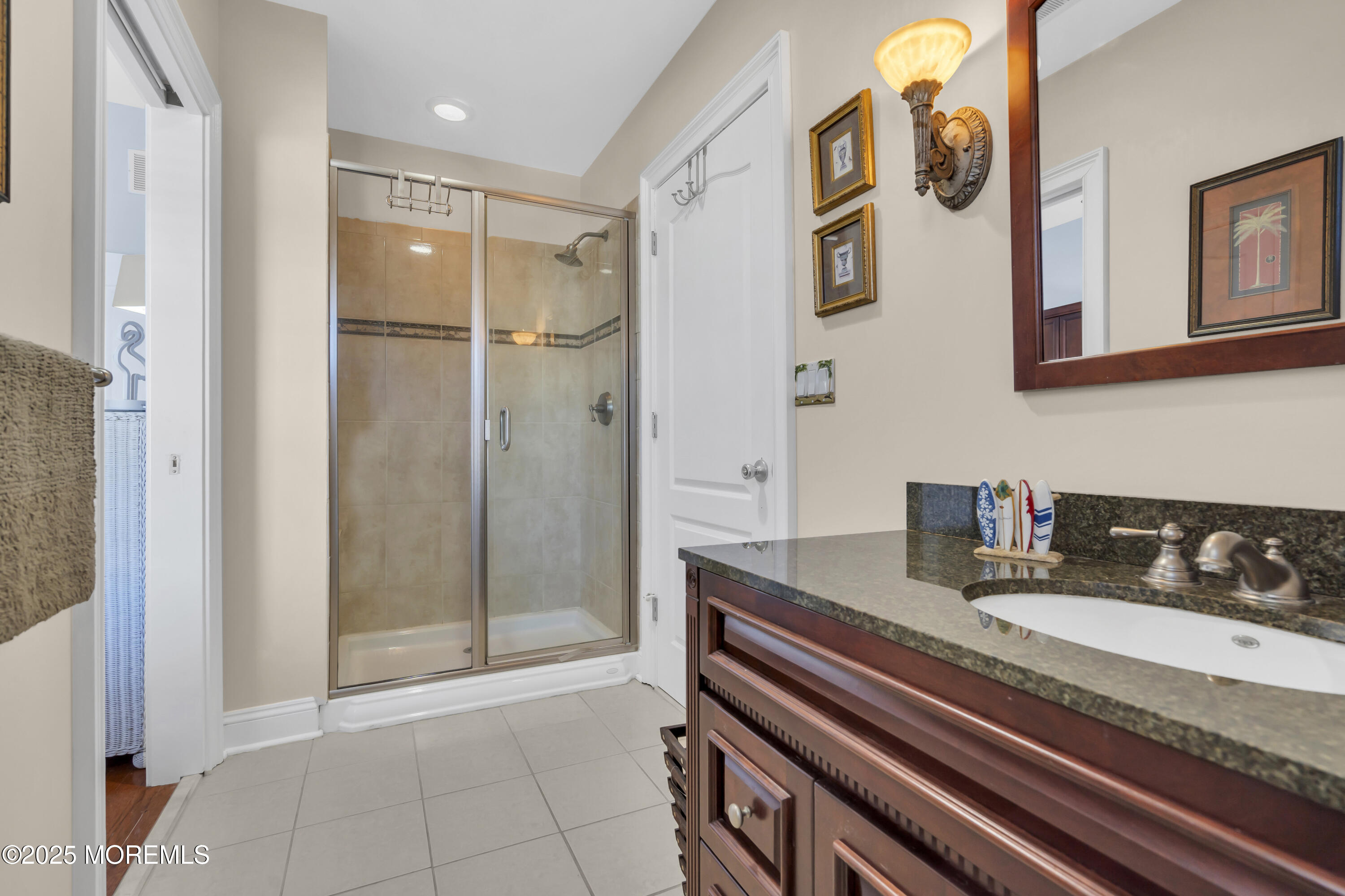 22 W 13th Street, A