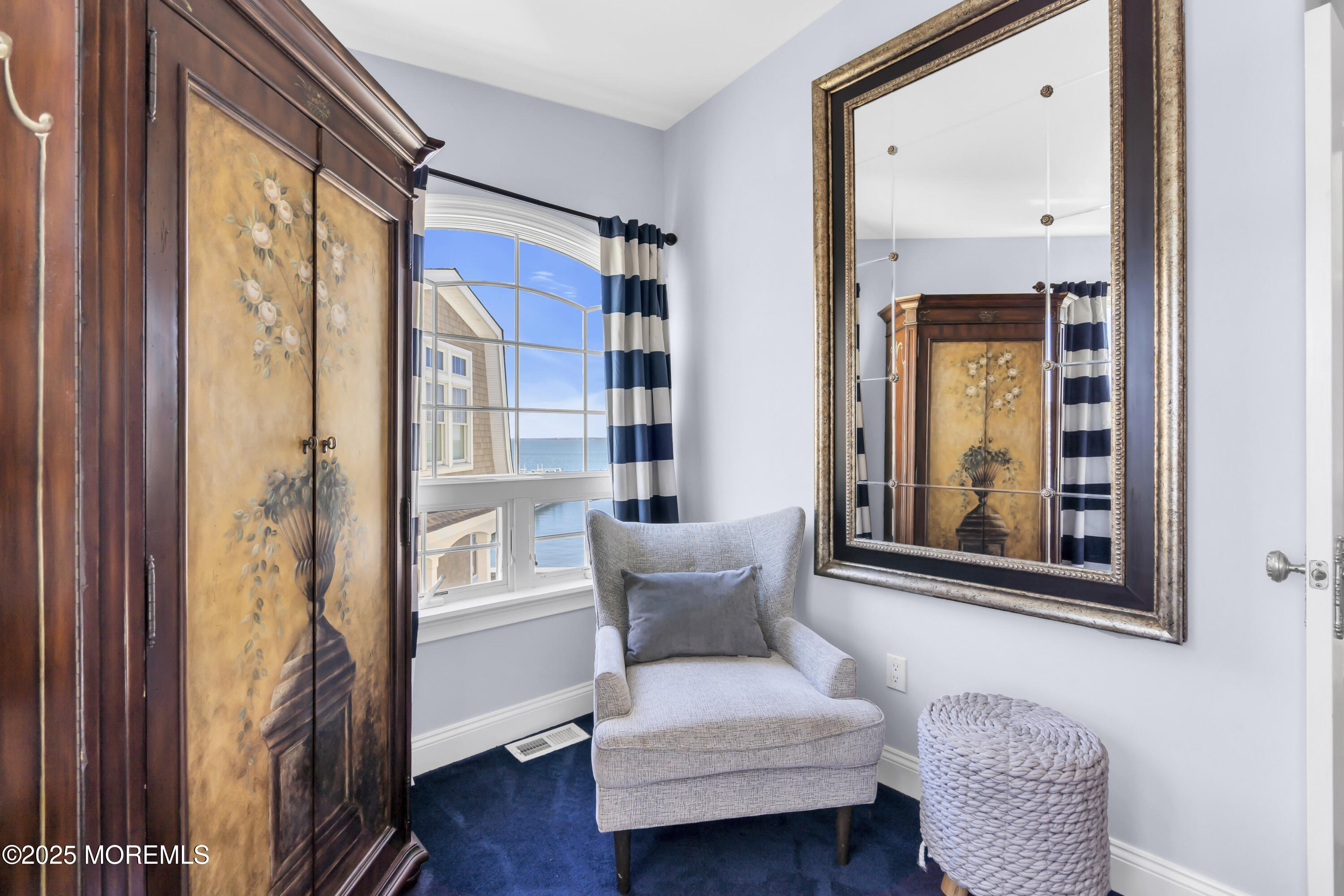 22 W 13th Street, A