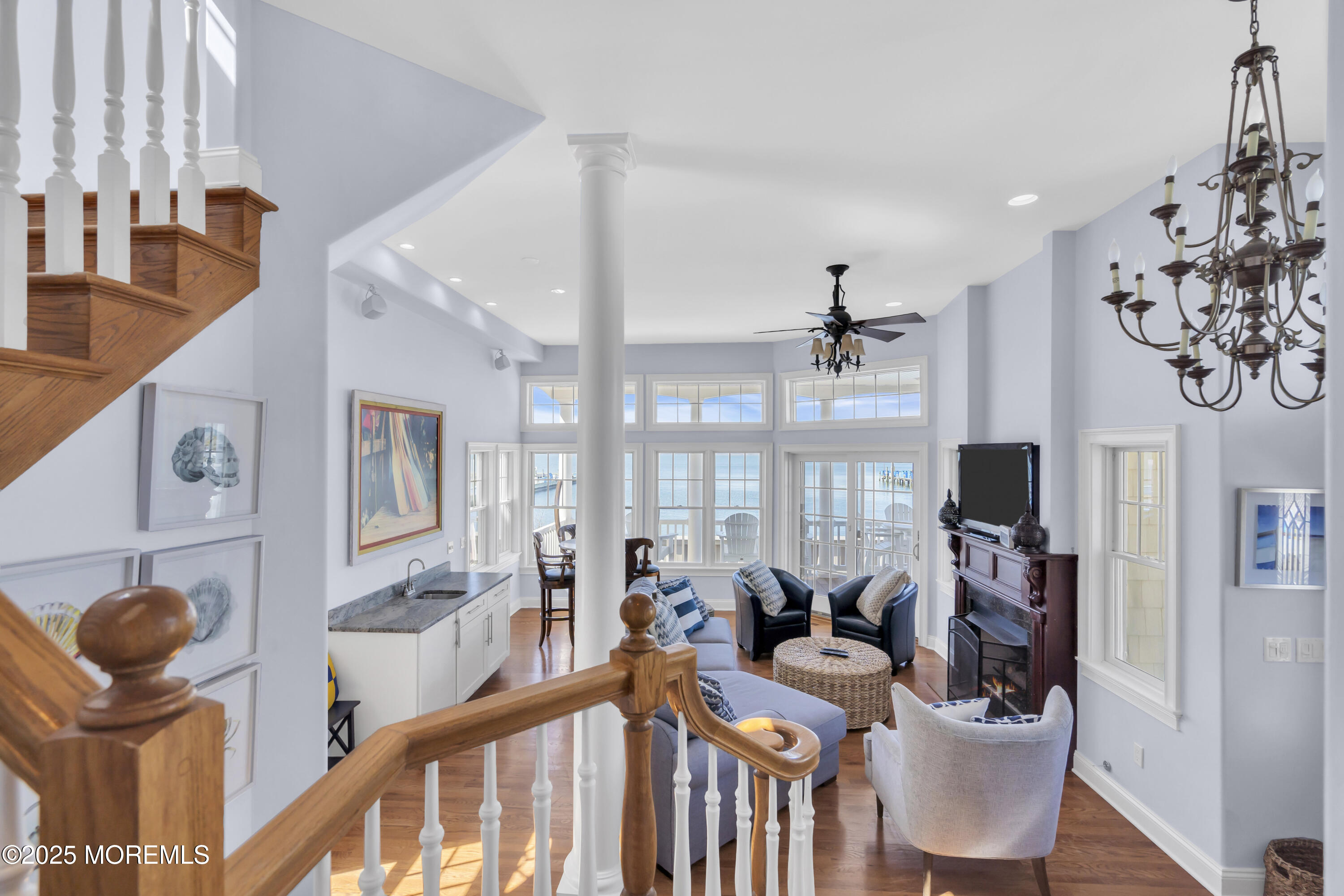 22 W 13th Street, A