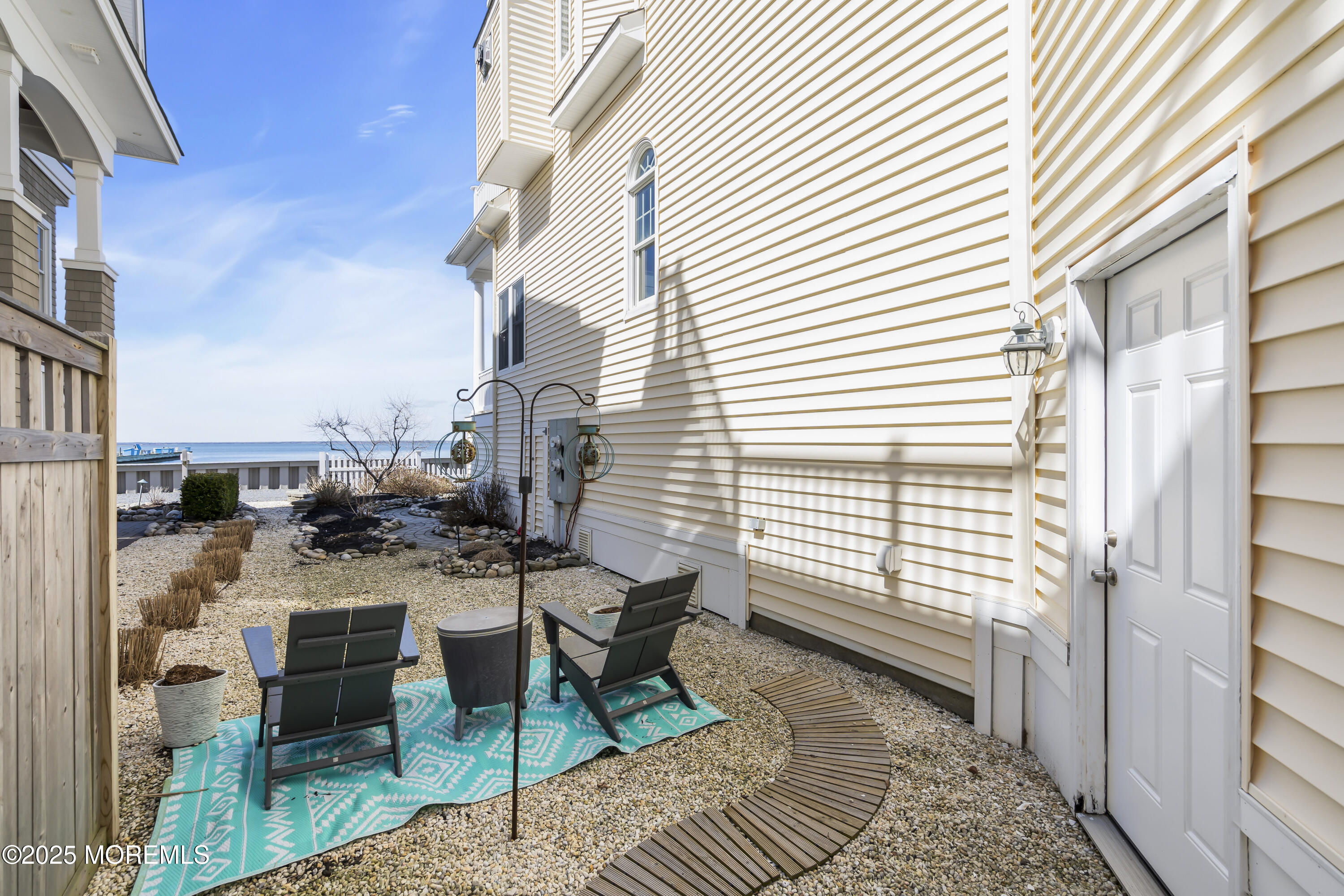 22 W 13th Street, A