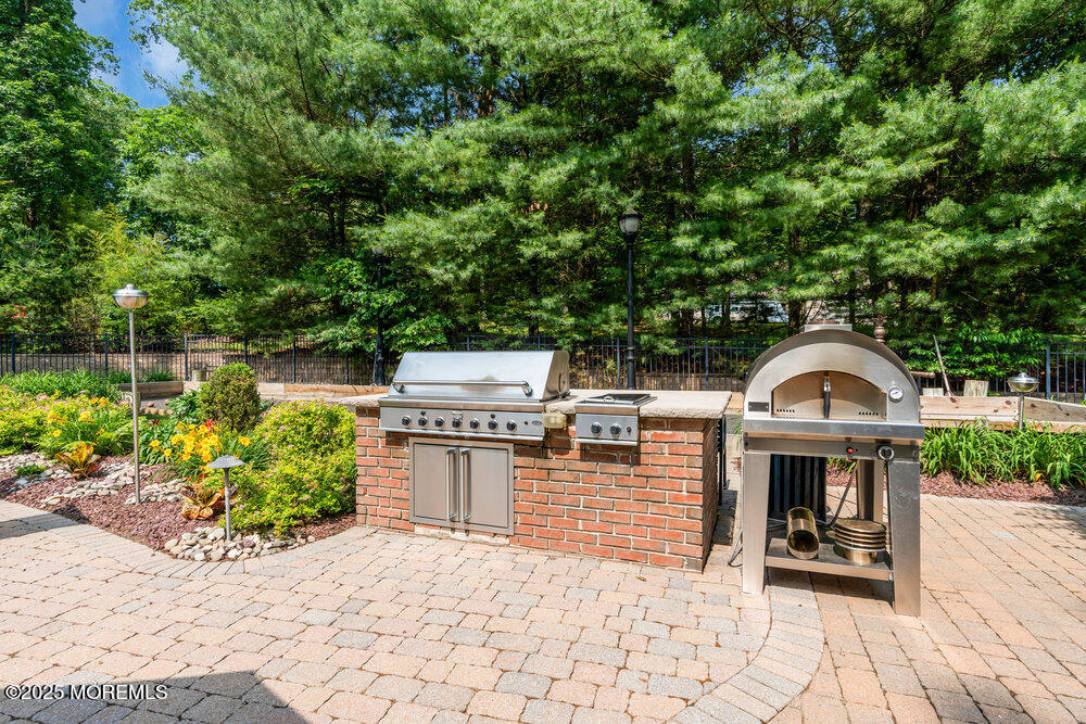 203 Stone Hill Road
