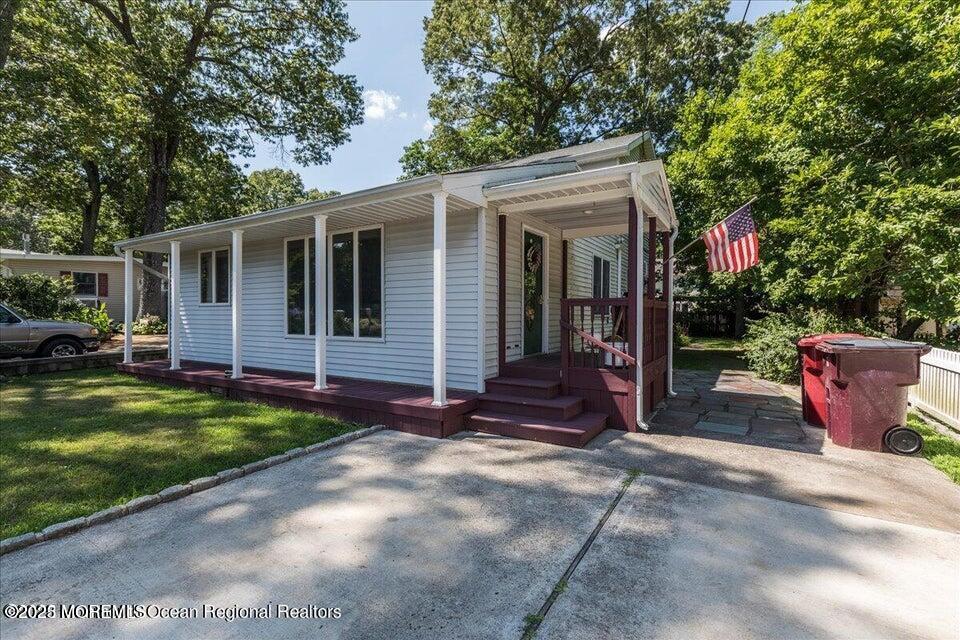 221 Riverside Drive