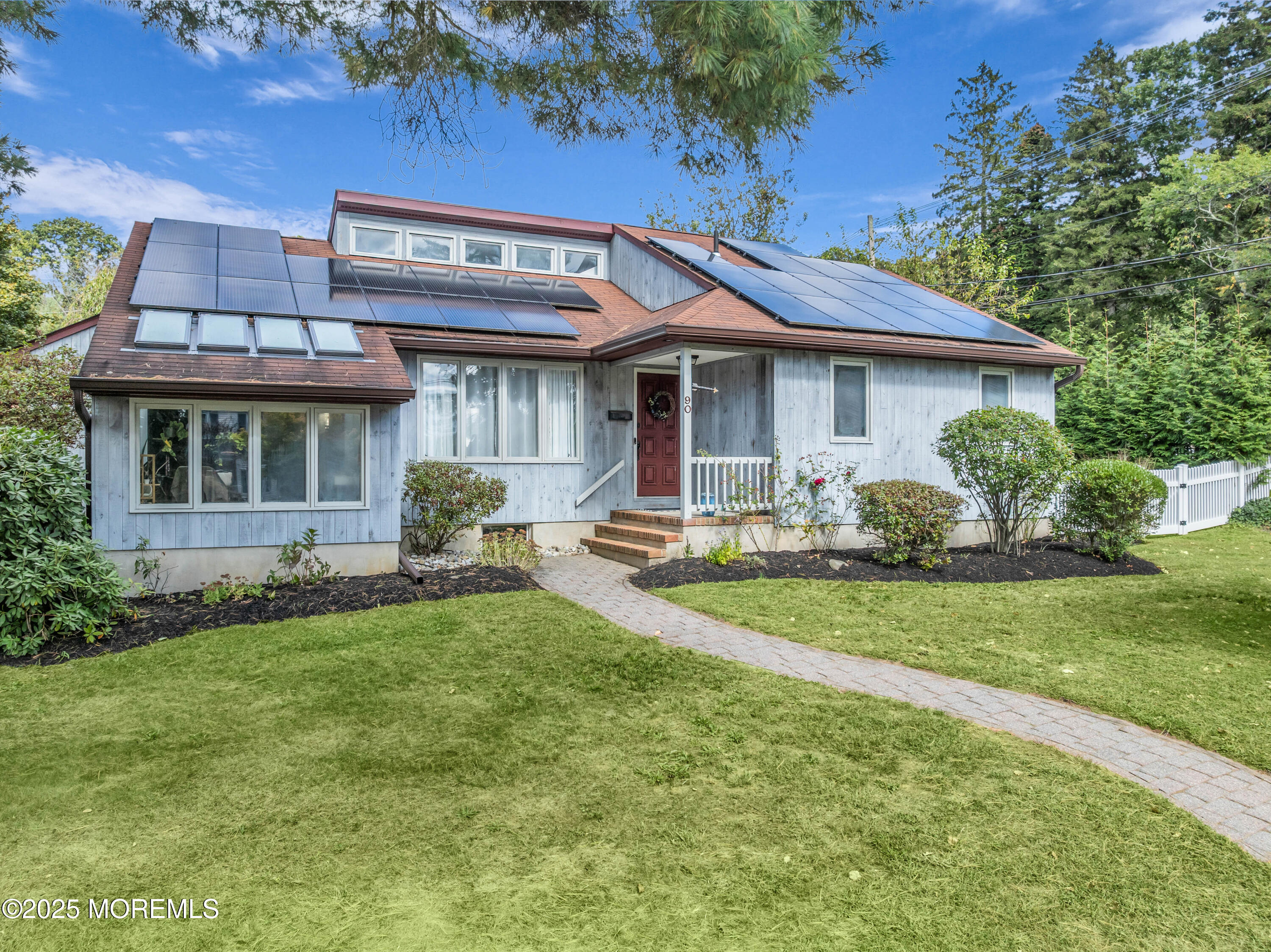 90 E Lincoln Avenue