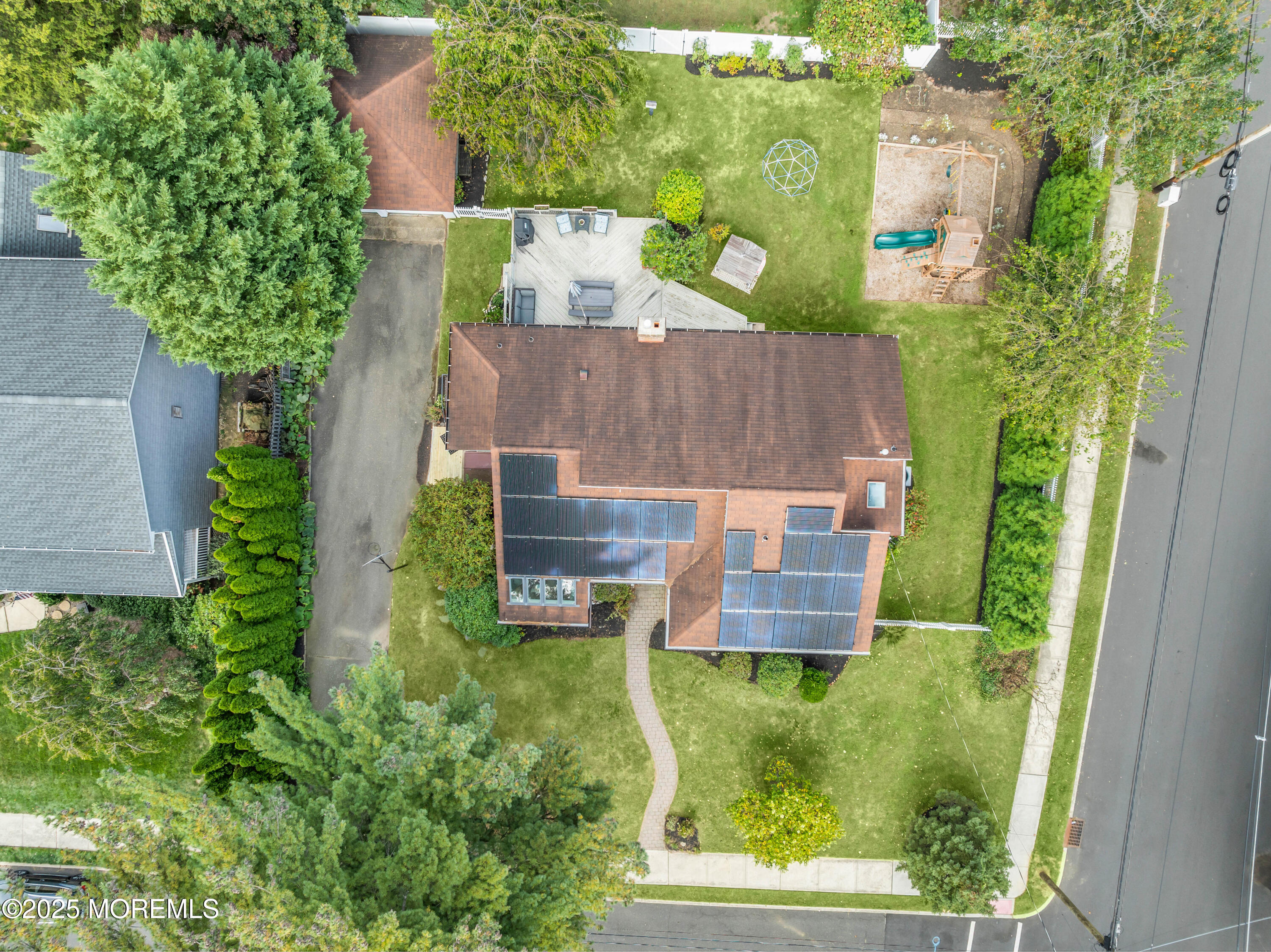 90 E Lincoln Avenue
