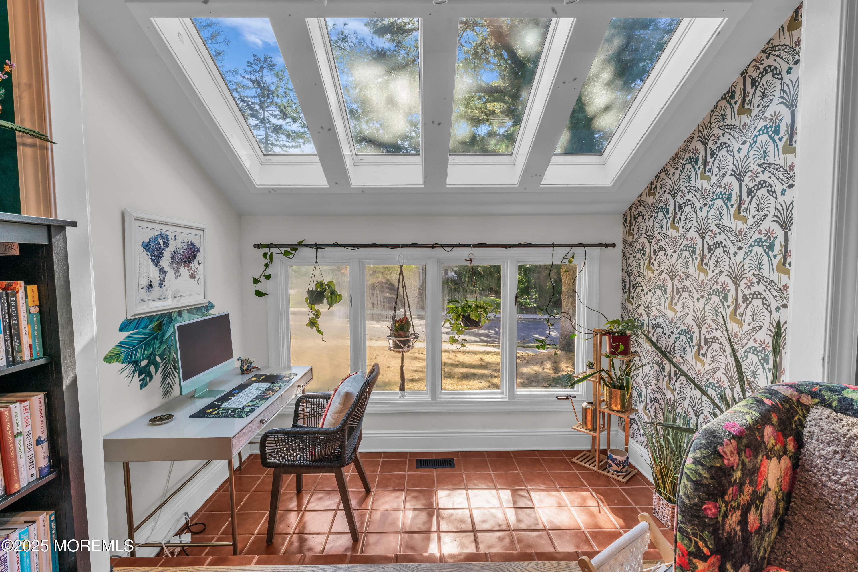 90 E Lincoln Avenue