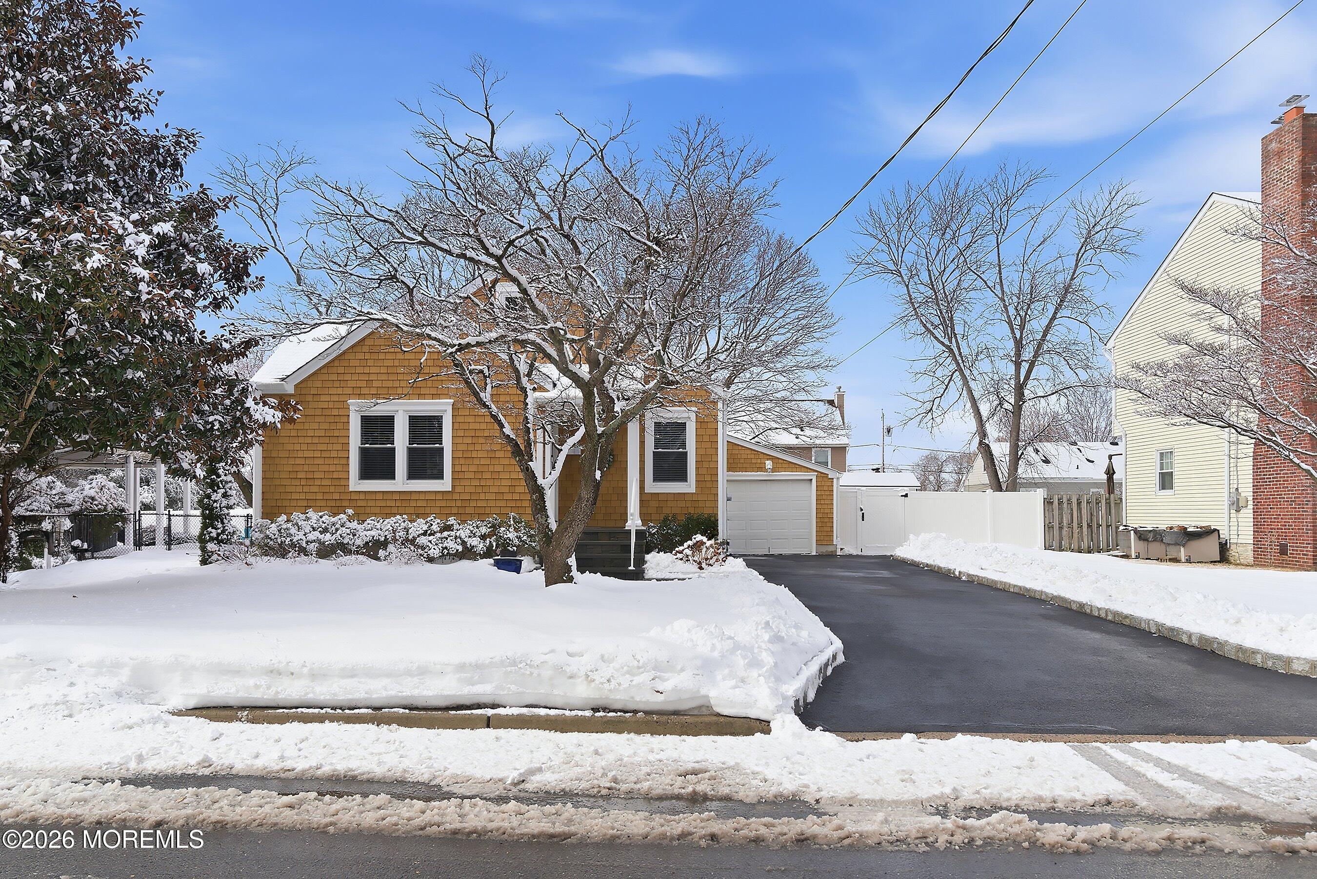 190 8th Street