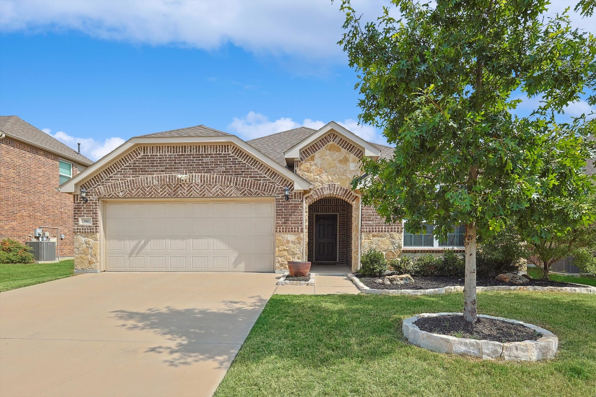 940 Basket Willow Terrace