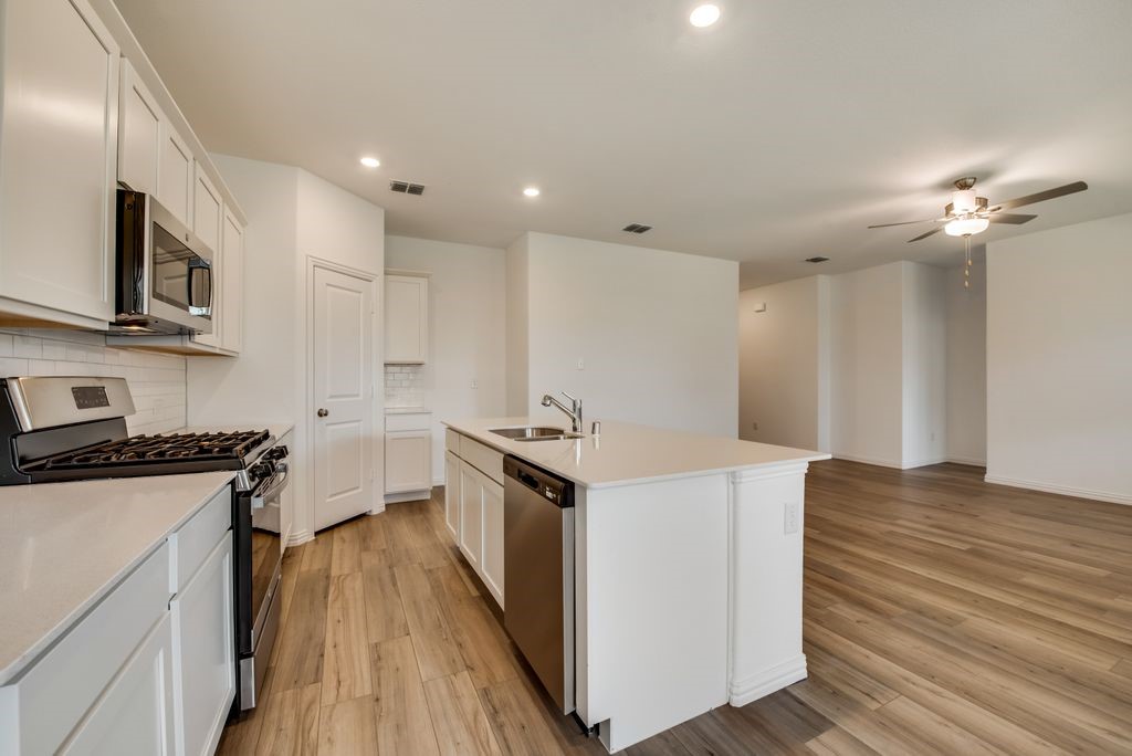 220 Macadamia Drive
