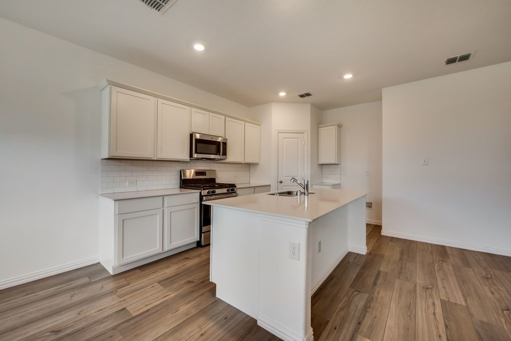 220 Macadamia Drive