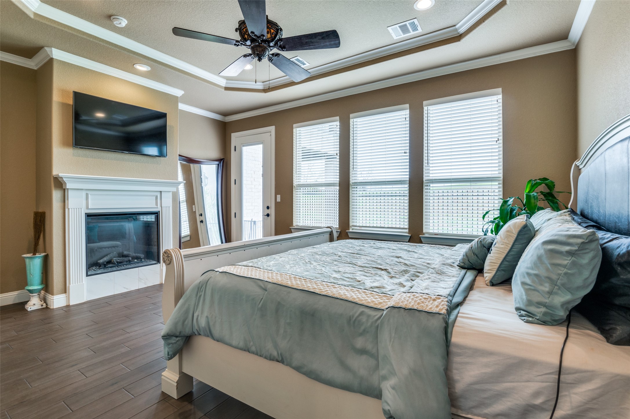 1208 Tulip Court