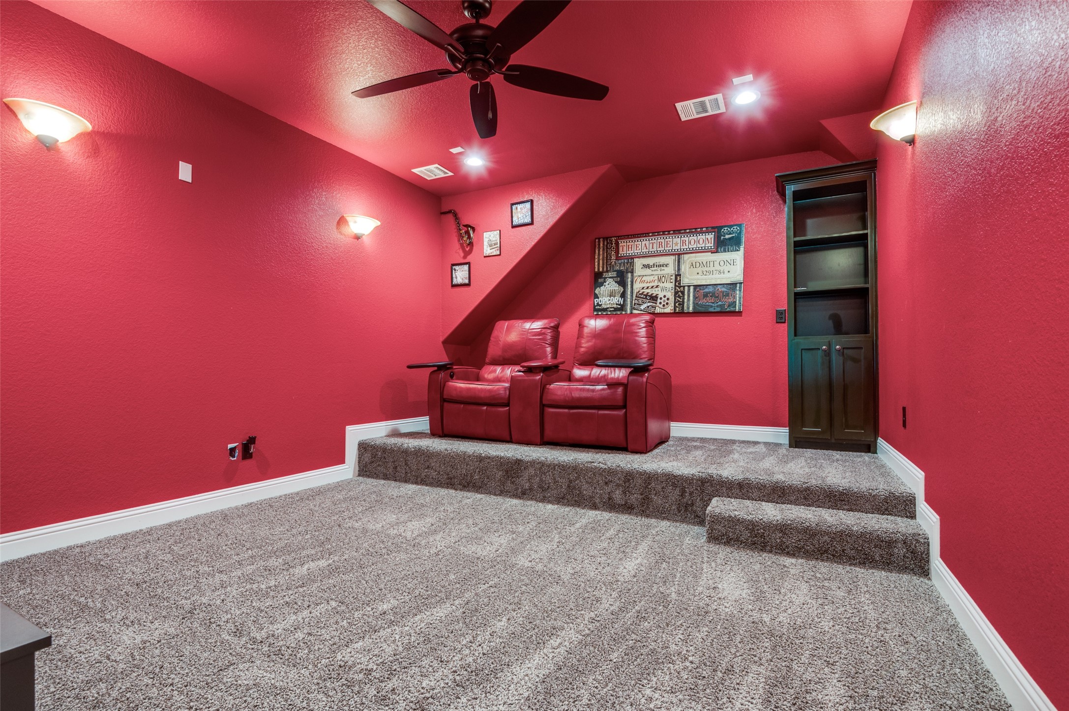 1208 Tulip Court