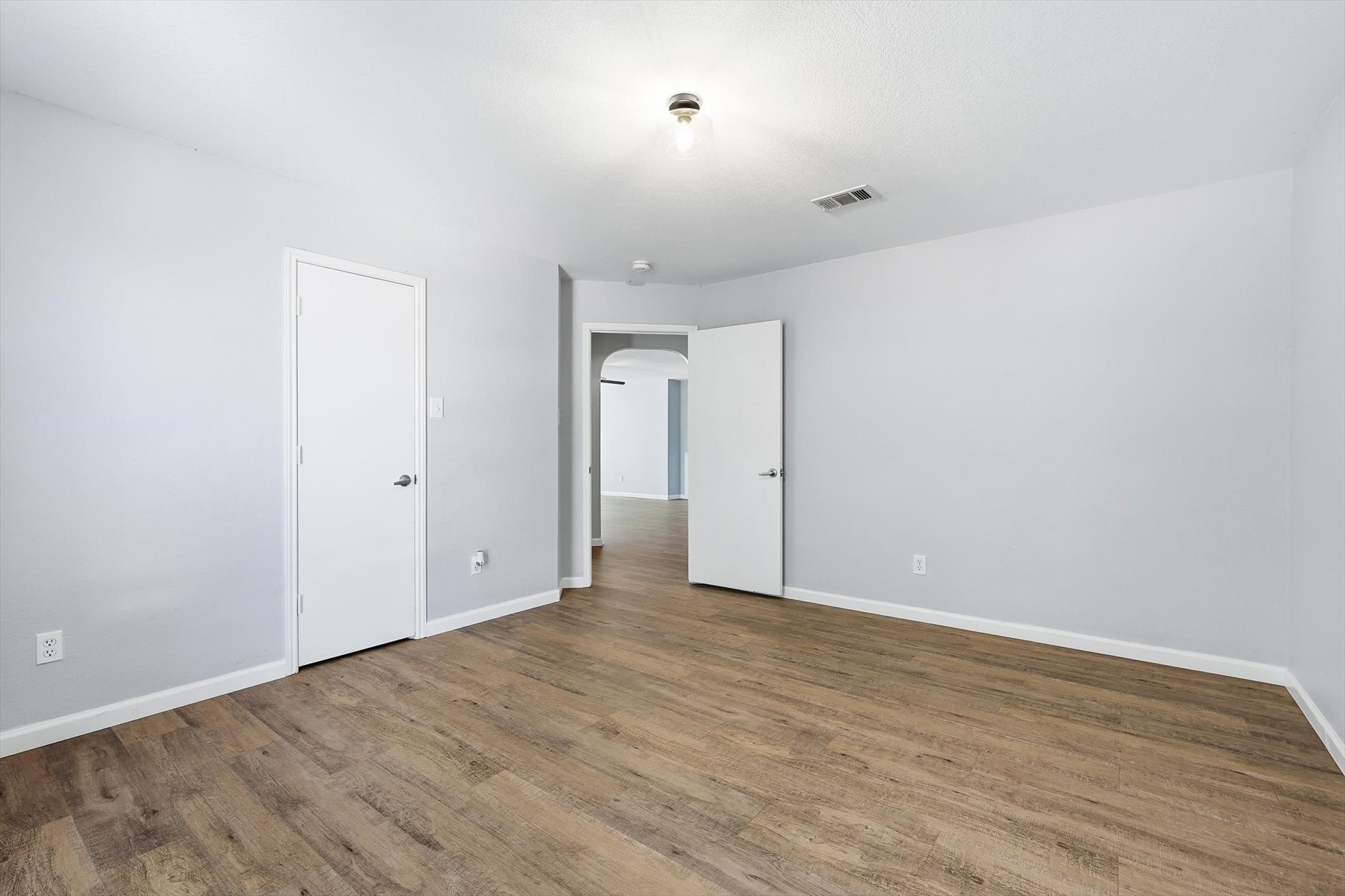 10733 Kittering Trail