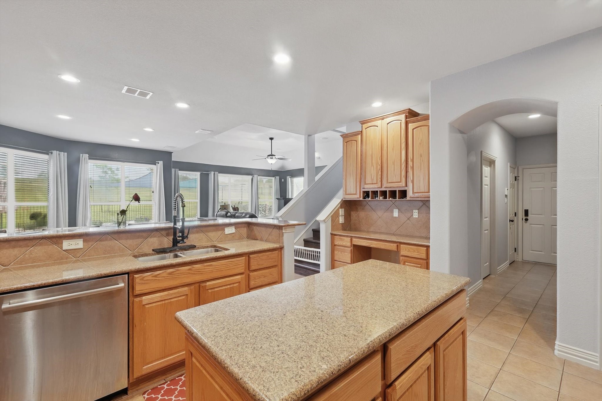 10701 Los Rios Drive