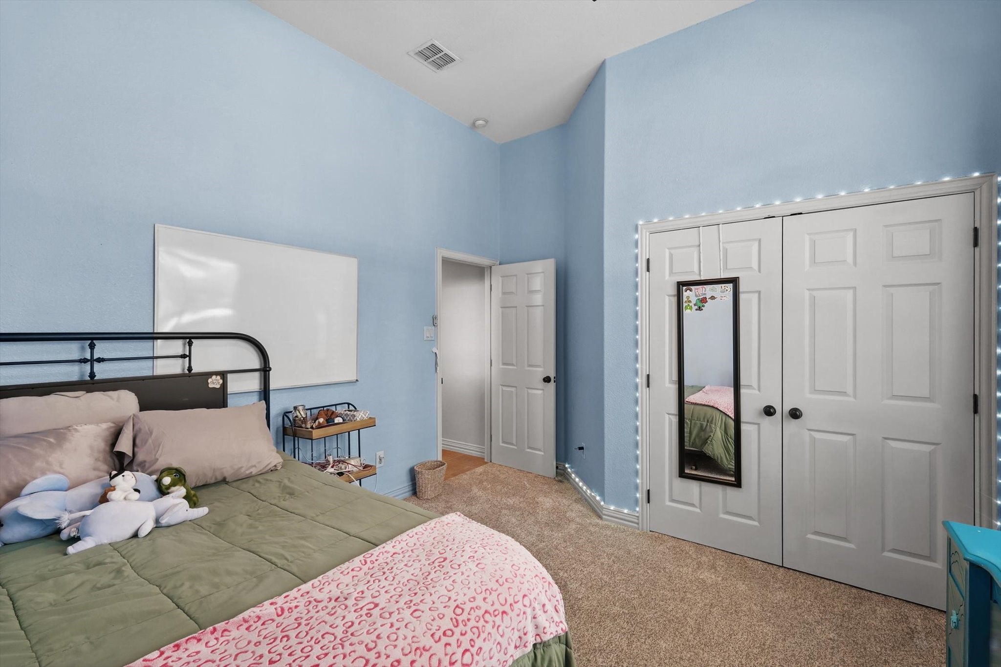 10701 Los Rios Drive