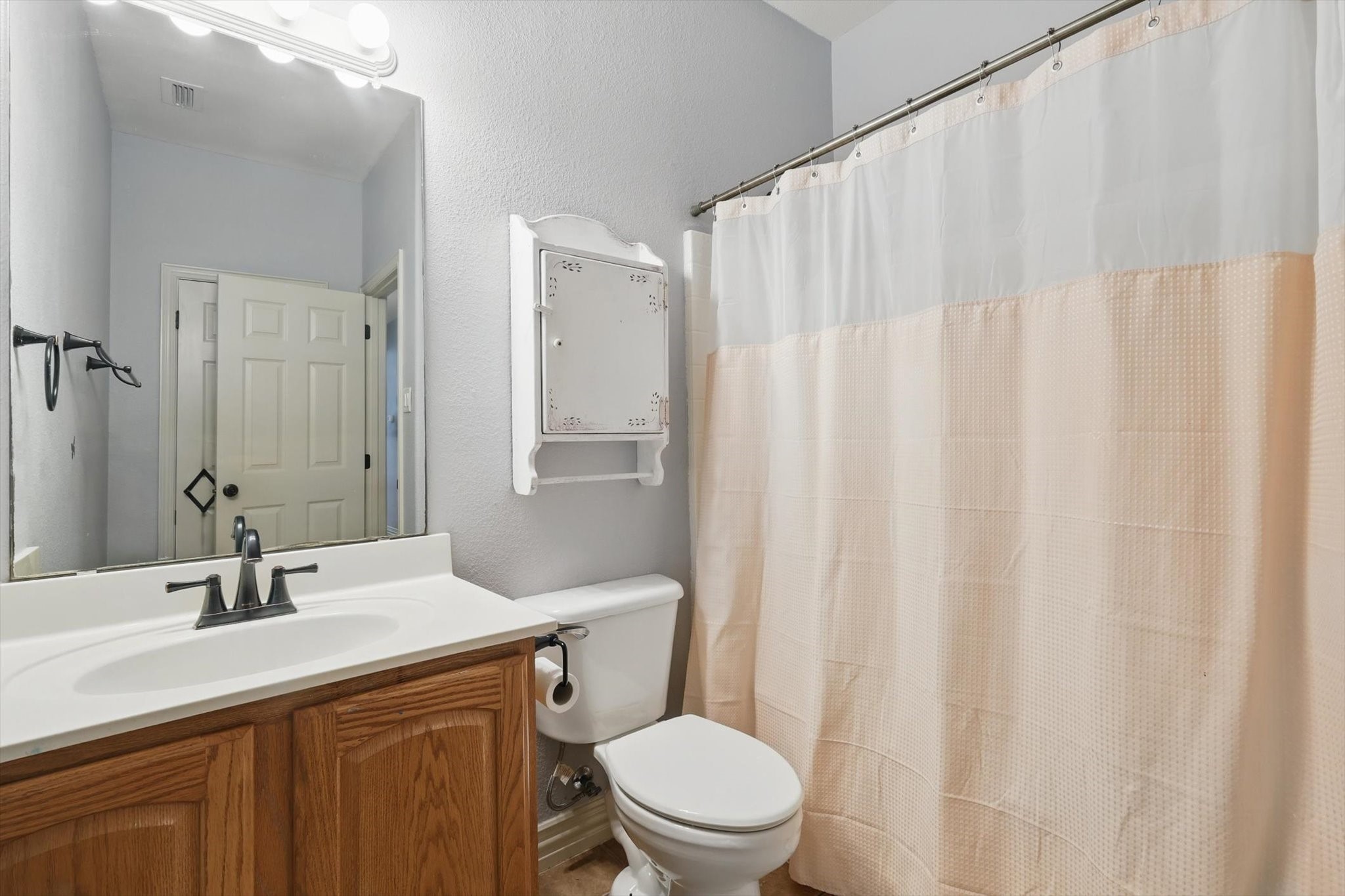 10701 Los Rios Drive