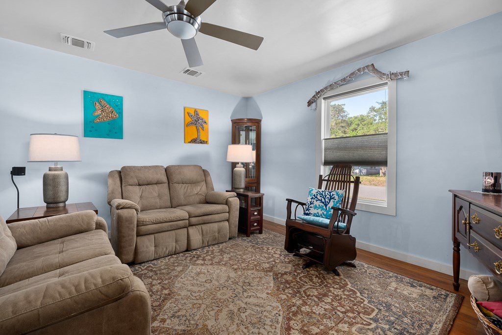 45 Sandra Dr