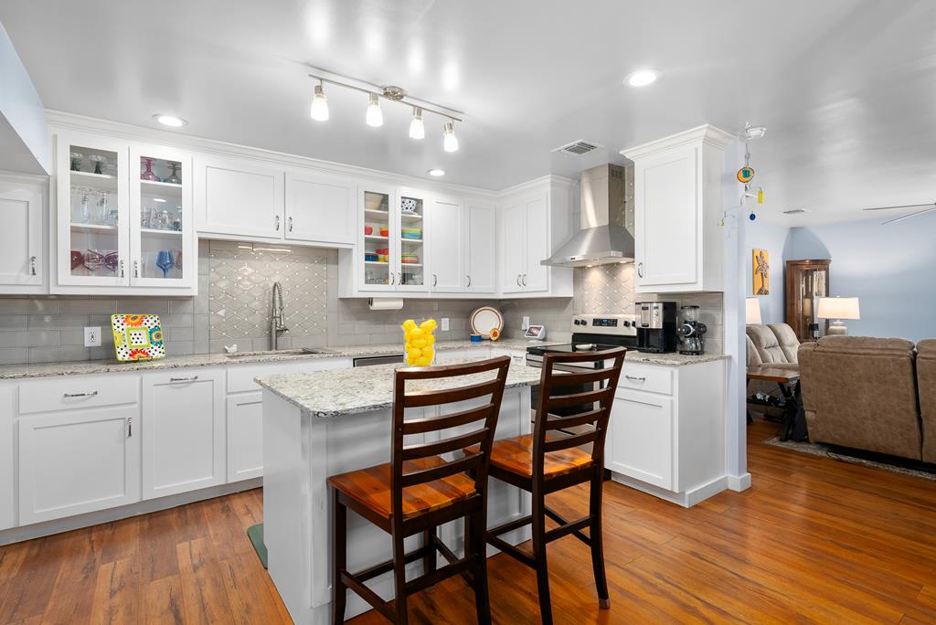 45 Sandra Dr