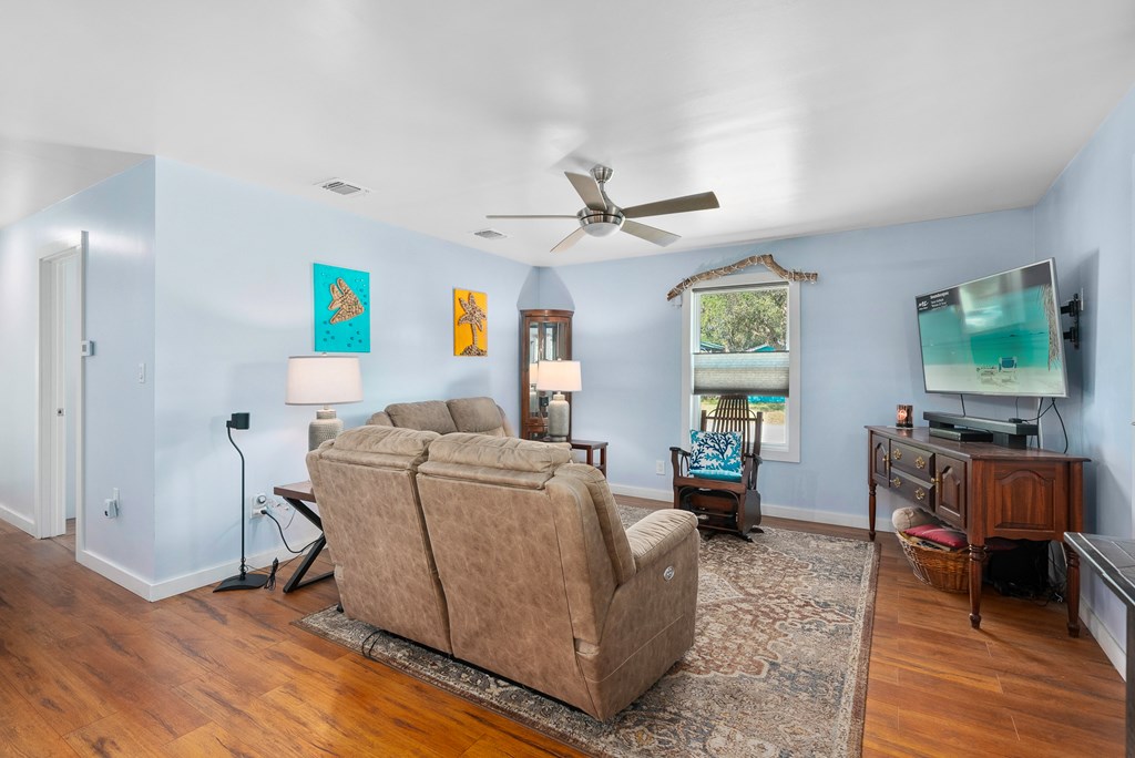 45 Sandra Dr