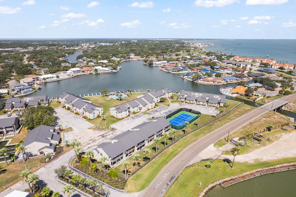 2515 Bayhouse Dr.