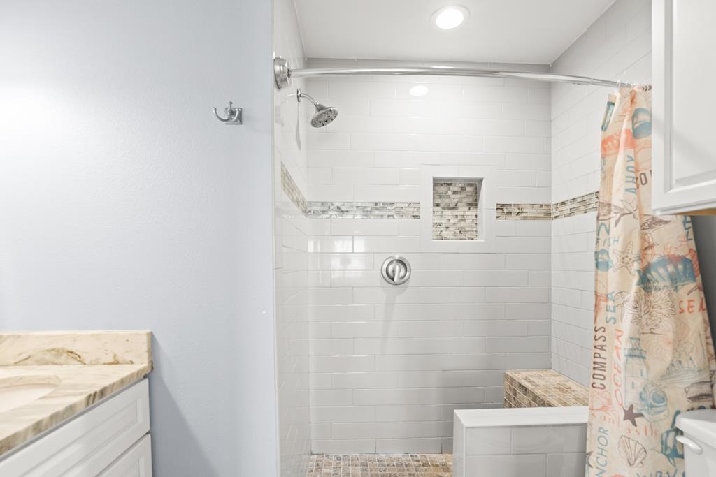 2515 Bayhouse Dr.