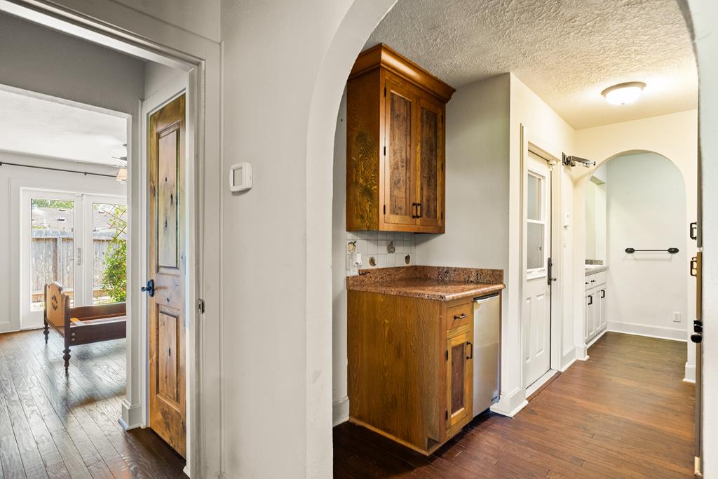 749 Meadowbrook
