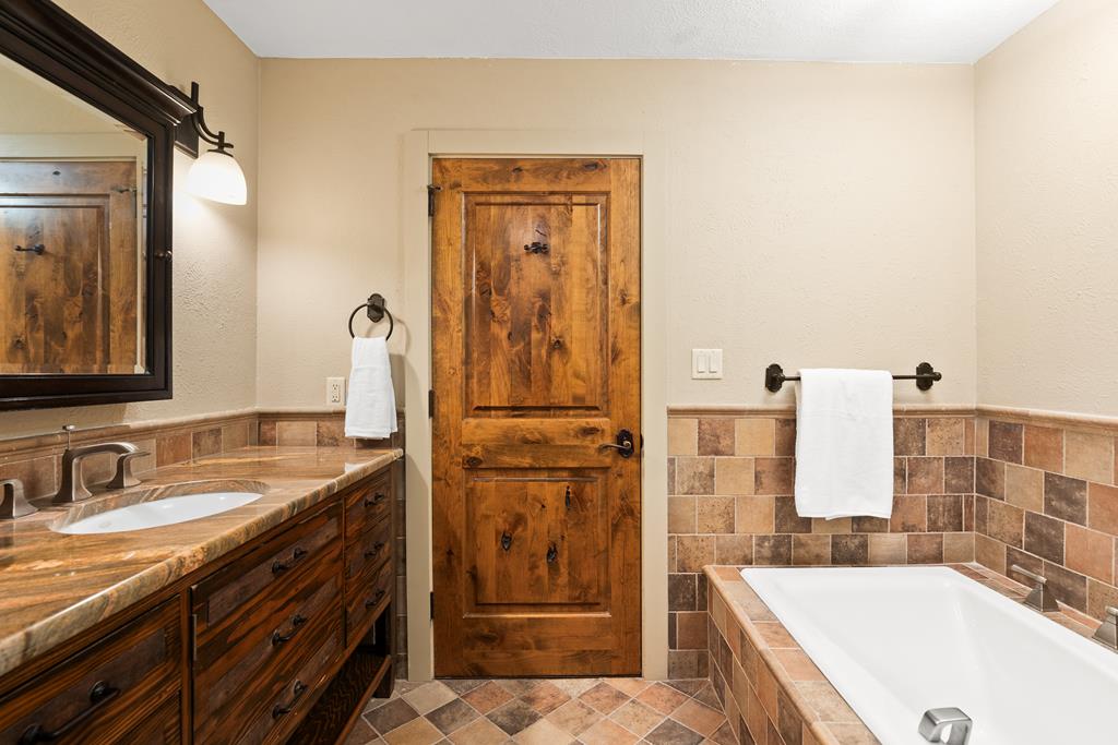 749 Meadowbrook