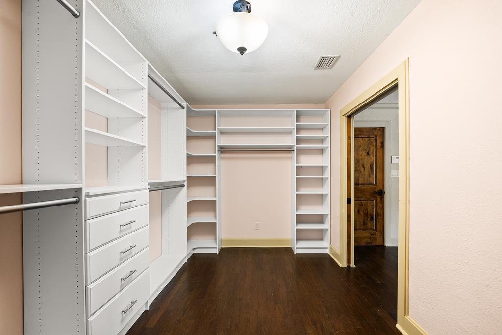 749 Meadowbrook