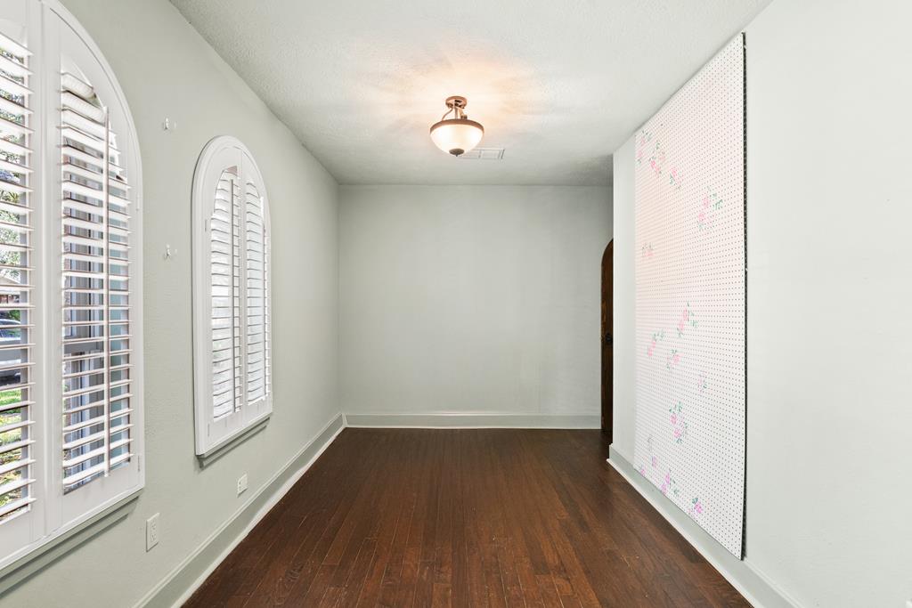 749 Meadowbrook