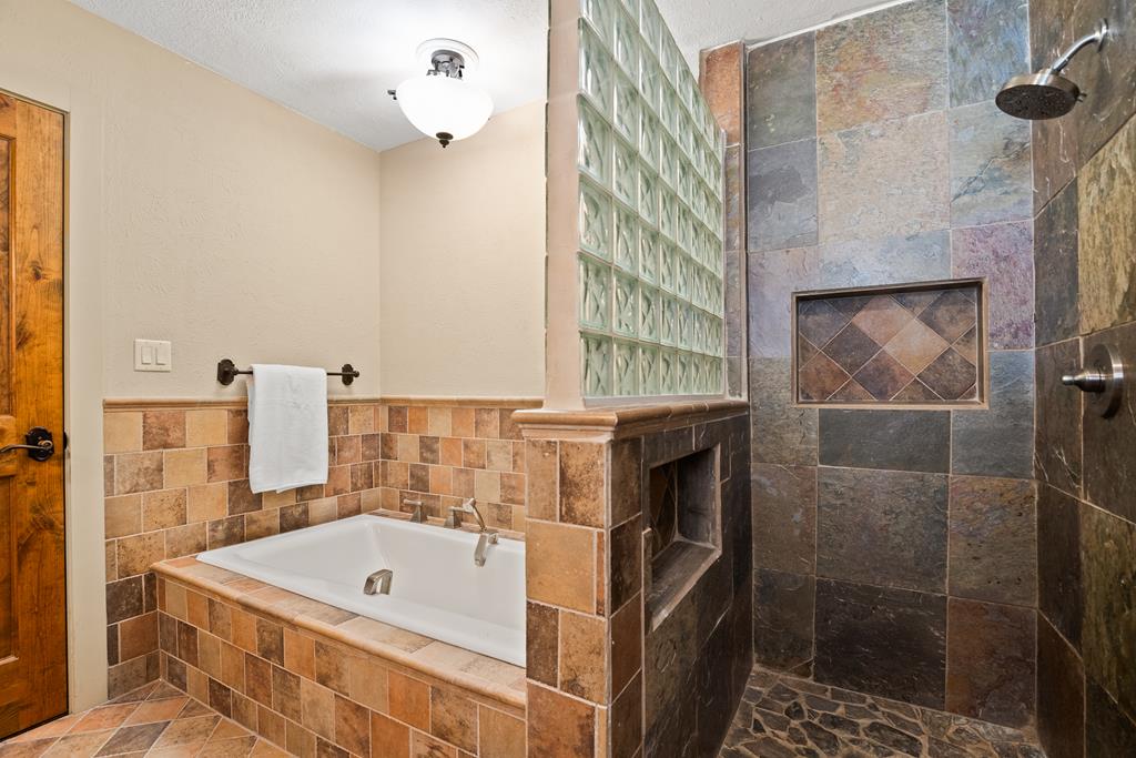 749 Meadowbrook