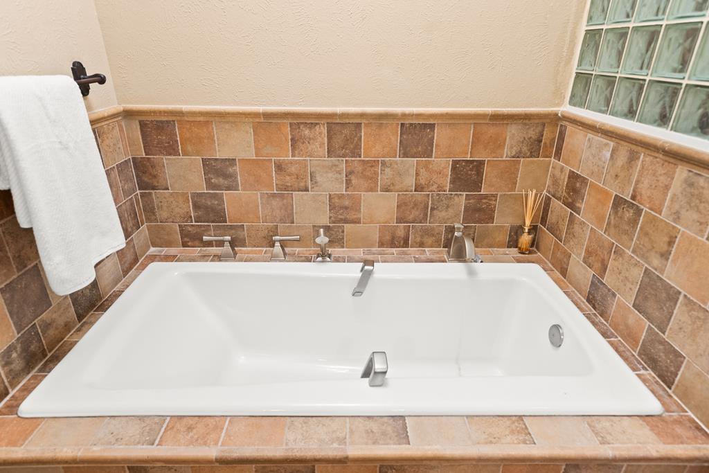 749 Meadowbrook