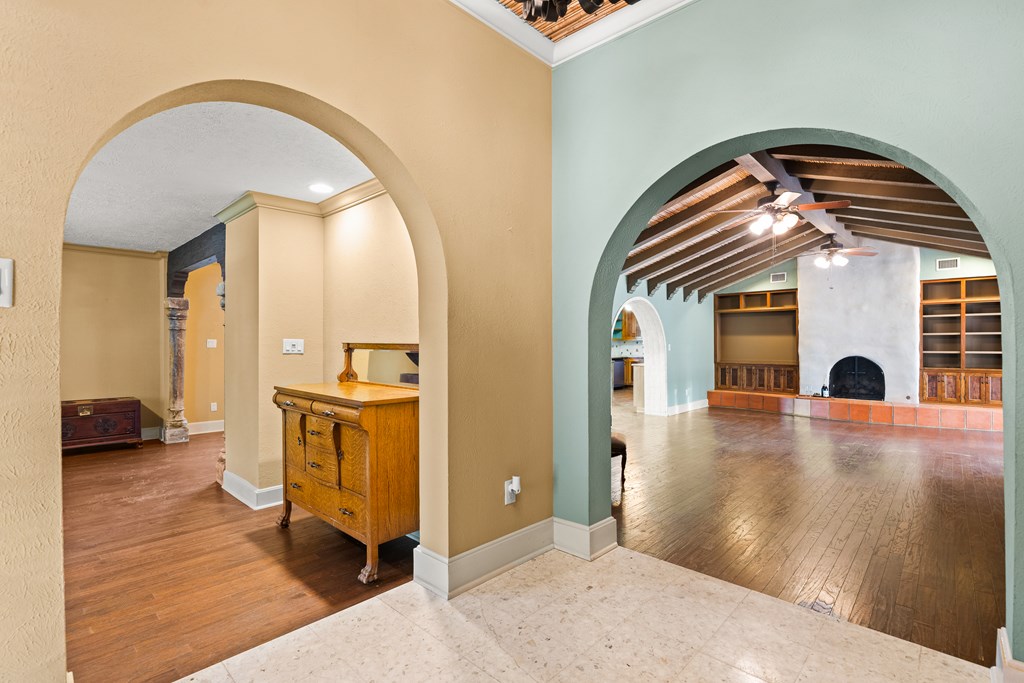 749 Meadowbrook