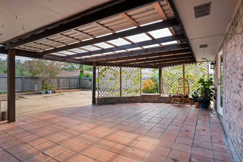 749 Meadowbrook