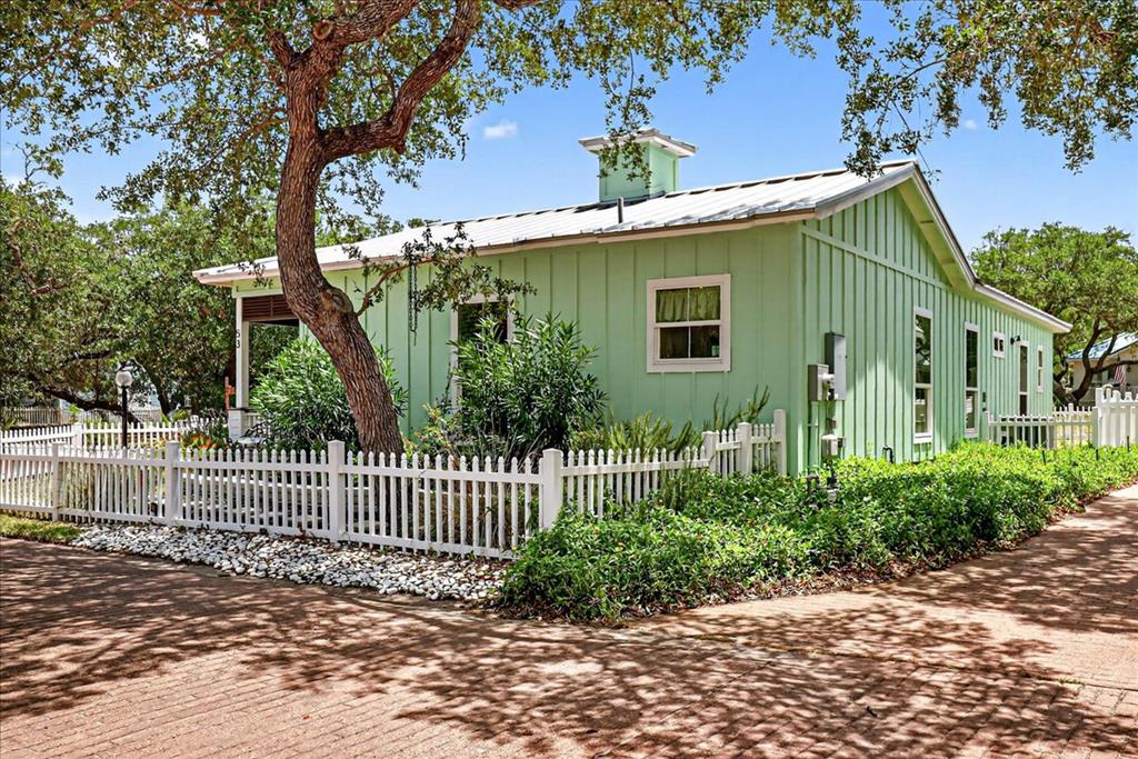 53 Old Cottage Beach