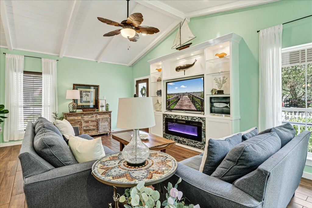 53 Old Cottage Beach