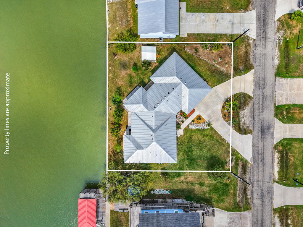 112 Ball St.