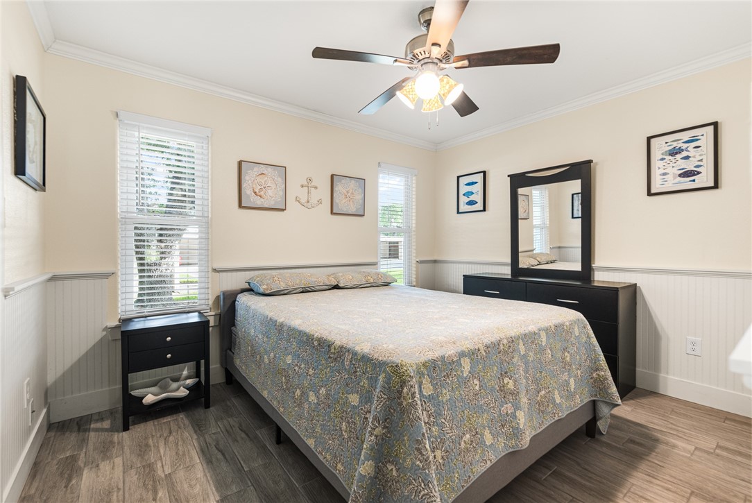 221 Marion Dr B101