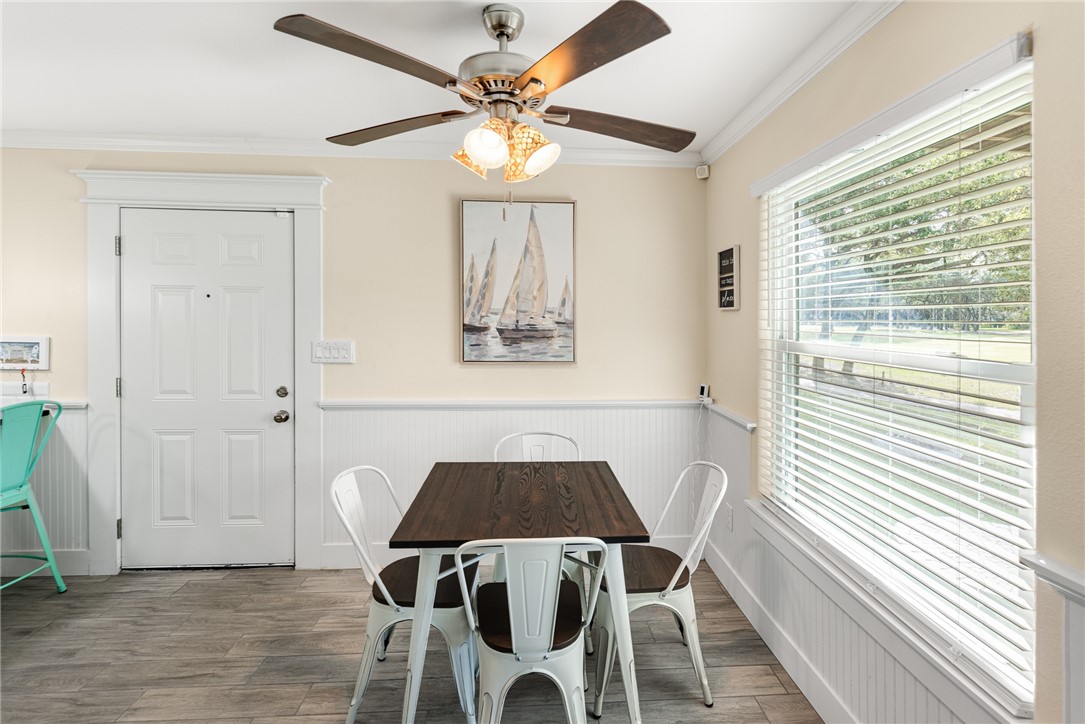 221 Marion Dr B101