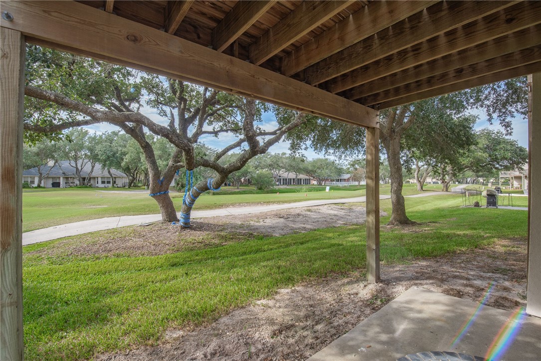 221 Marion Dr B101
