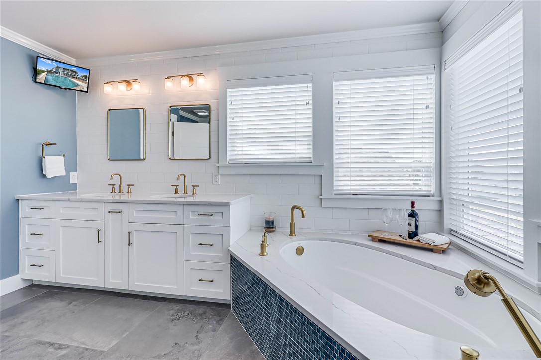 217 Port Saint Claire