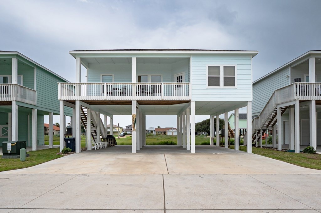 159 Paradise Dr
