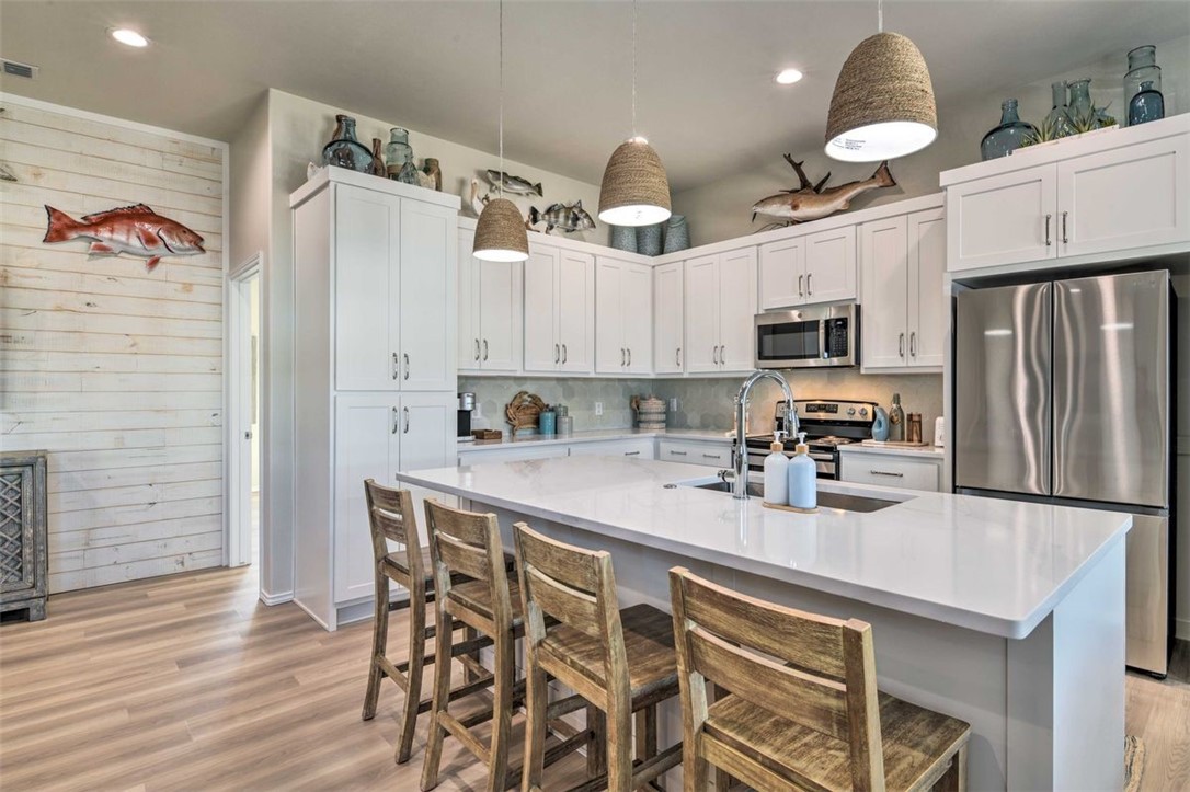 159 Paradise Dr