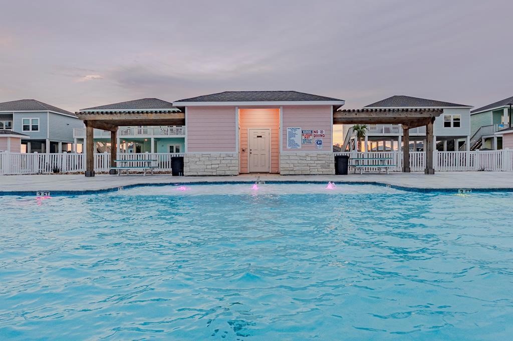 159 Paradise Dr