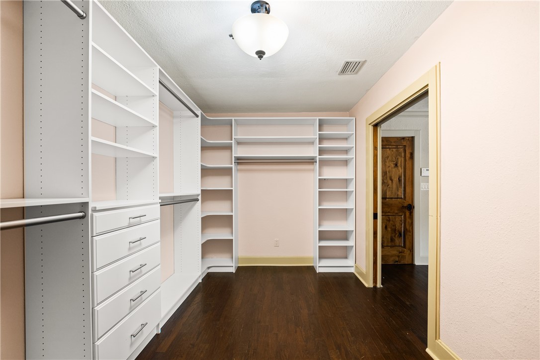749 Meadowbrook