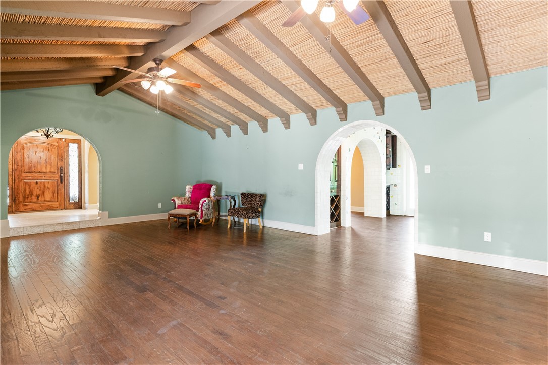 749 Meadowbrook