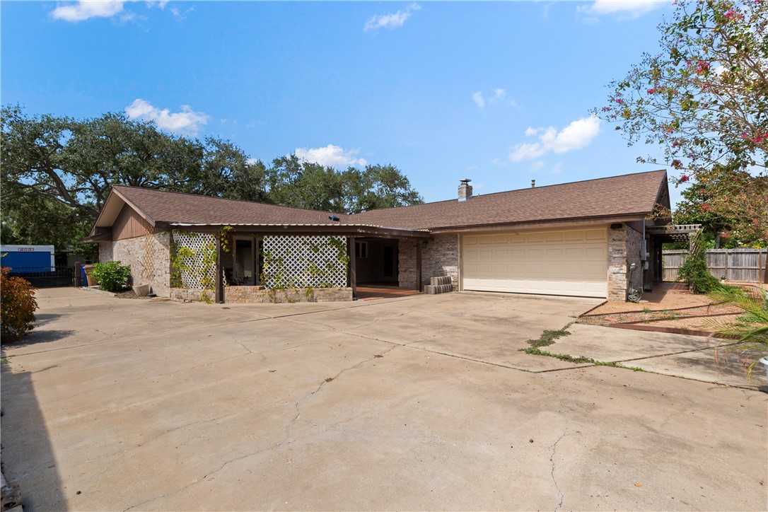 749 Meadowbrook