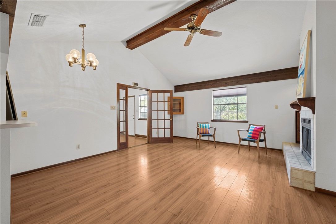 606 N Seventh St